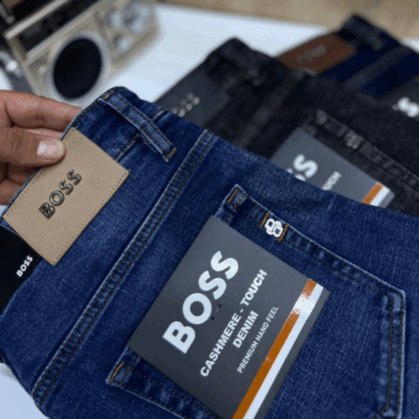 Jean BOSS "Cashmere-Touch Denim