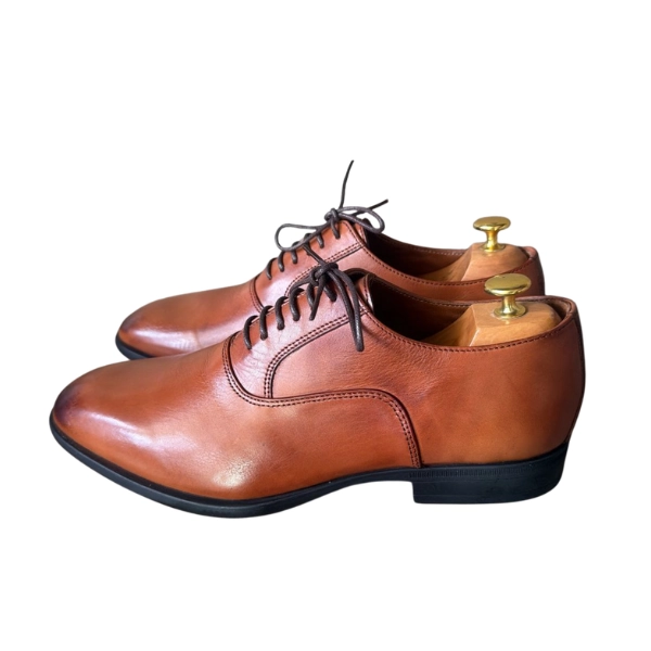 Chaussures de Ville Richelieu en Cuir Cognac – Image 2