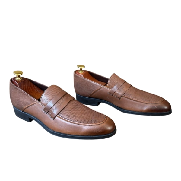 Mocassins de Ville à Bande en Cuir Texturé Marron – Image 2